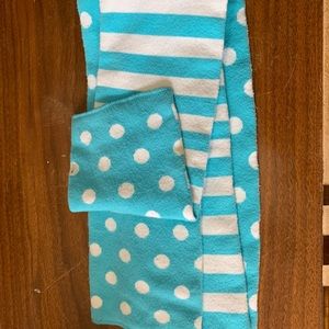 CLEARANCE: 4/$12 Reversible scarf